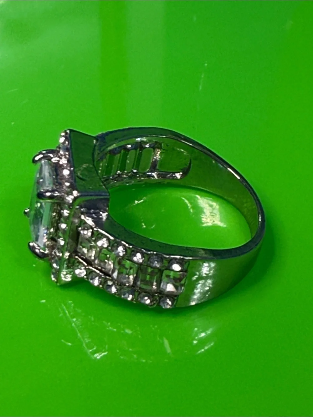 Silver Halo Square-Cut Clear Stone Cocktail Ring Size 7 Silver Plated Fashion